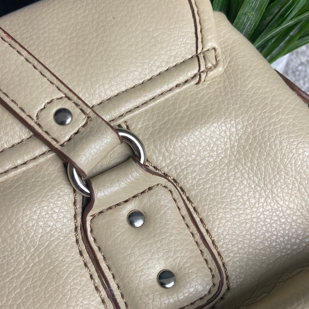 Rello Cream Leather Bag💕 - Picture 5 of 11